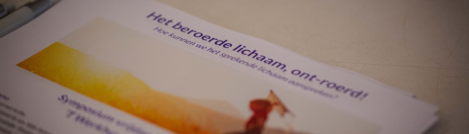 Het beroerde lichaam, ont-roerd! Programma van één van de vorige symposia die jaarlijks georganiseerd worden.